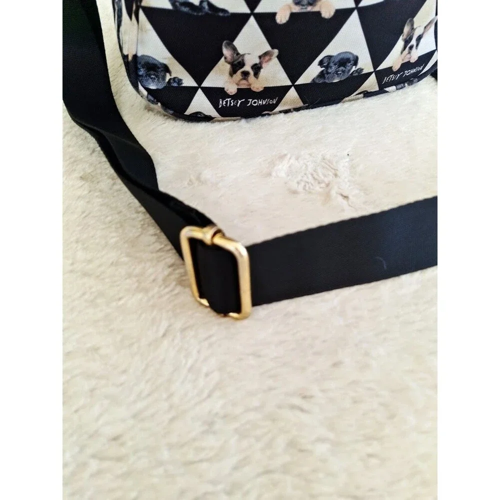 Betsey Johnson Womens French Bulldog Dog Insulated Crossbody Lunch Bag Black